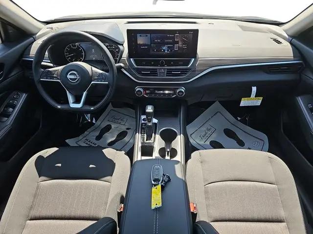 2026 Nissan Altima SV FWD
