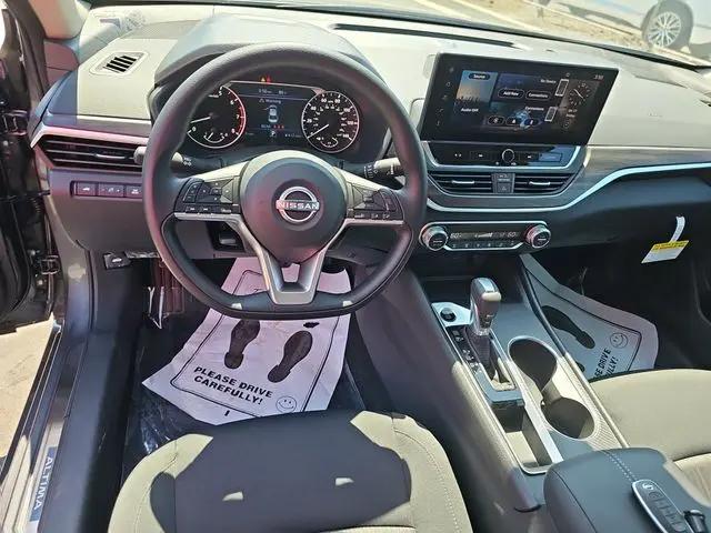 2026 Nissan Altima SV FWD