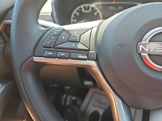 2026 Nissan Altima SV FWD