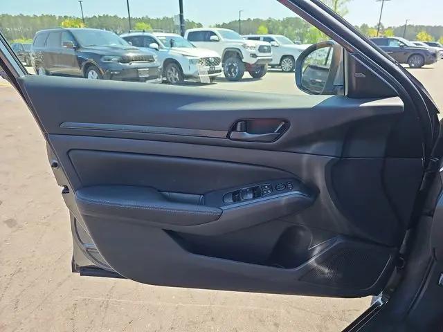 2026 Nissan Altima SV FWD