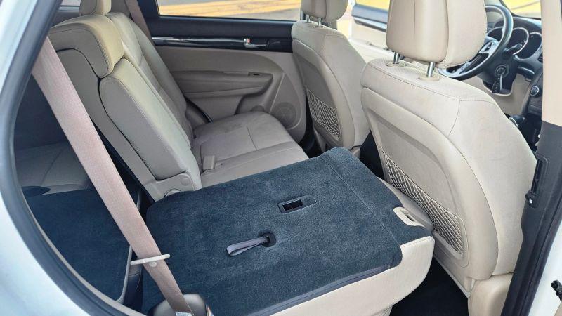 2013 Kia Sorento LX