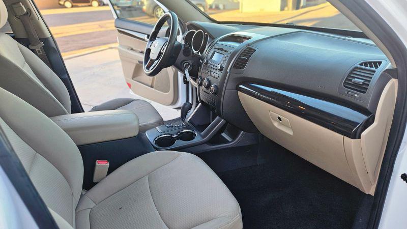 2013 Kia Sorento LX