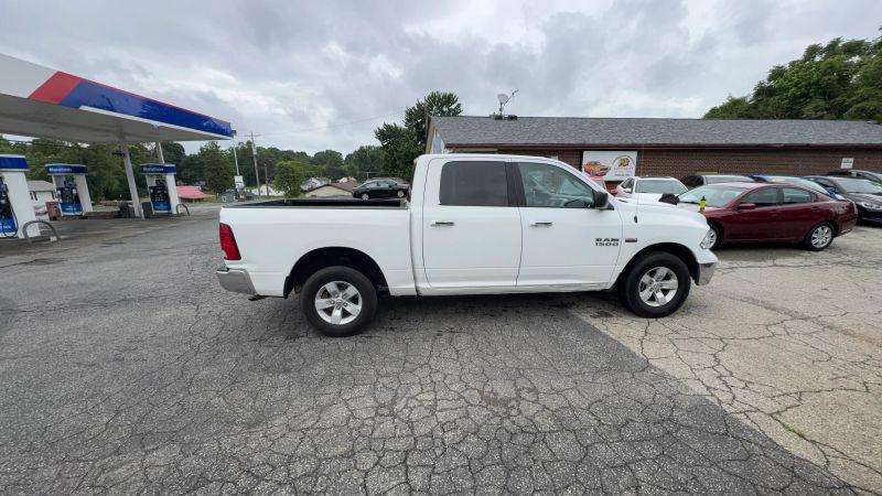 2017 Ram 1500 SLT Crew Cab 4x4 5'7" Box