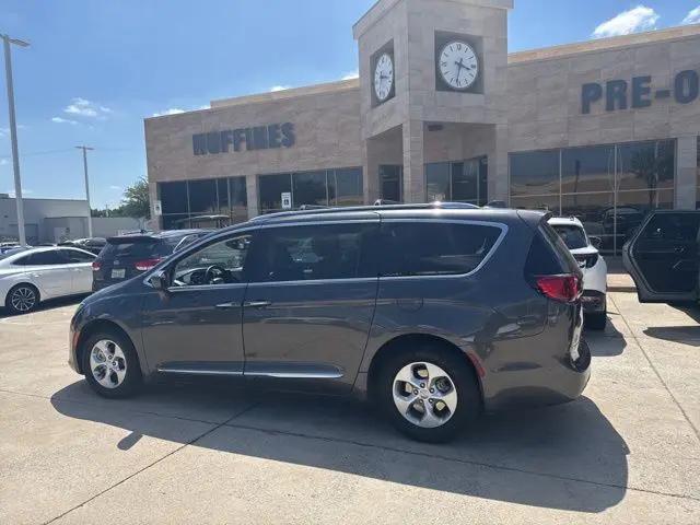 2018 Chrysler Pacifica Hybrid Touring L