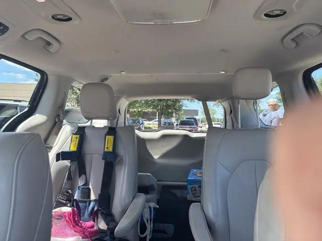 2018 Chrysler Pacifica Hybrid Touring L