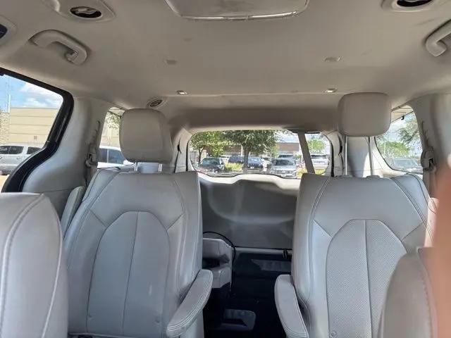 2018 Chrysler Pacifica Hybrid Touring L