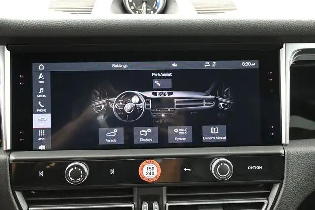 2025 Porsche Macan Macan
