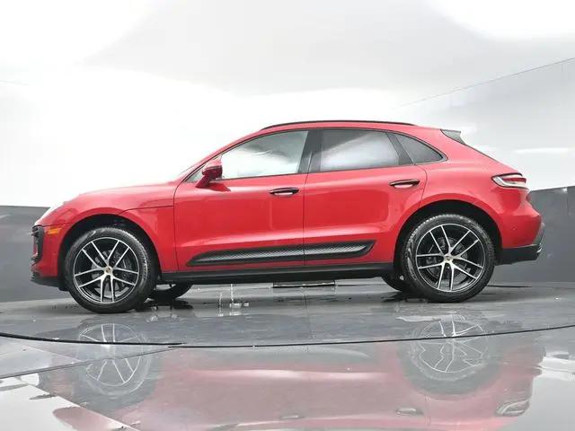 2025 Porsche Macan Macan