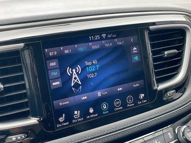 2018 Chrysler Pacifica Hybrid Limited