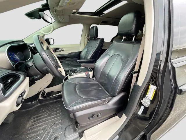2018 Chrysler Pacifica Hybrid Limited