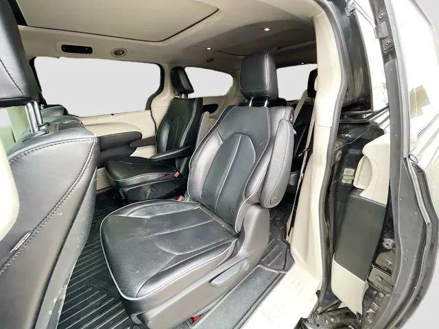 2018 Chrysler Pacifica Hybrid Limited