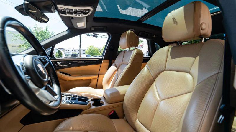 2017 Porsche Macan Base
