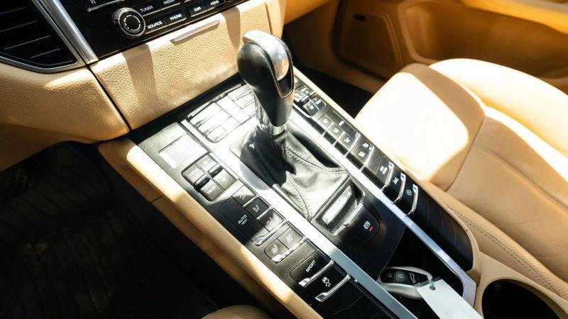 2017 Porsche Macan Base