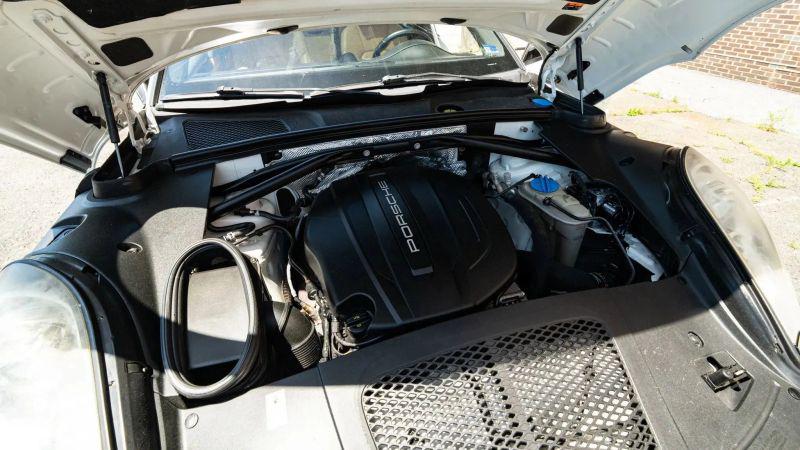 2017 Porsche Macan Base