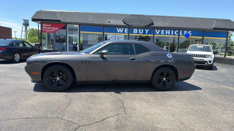 2021 Dodge Challenger SXT