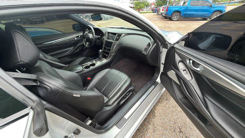 2018 INFINITI Q60 3.0t LUXE