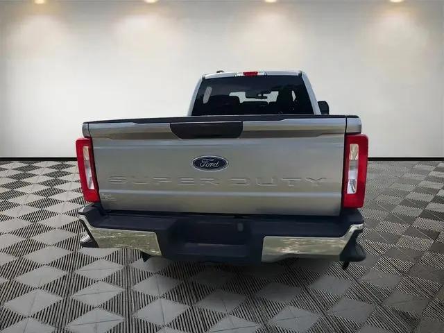 2024 Ford F-350 XLT