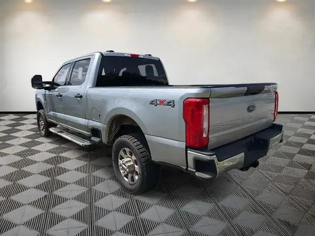2024 Ford F-350 XLT
