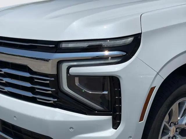 2026 Chevrolet Suburban Premier, 4WD