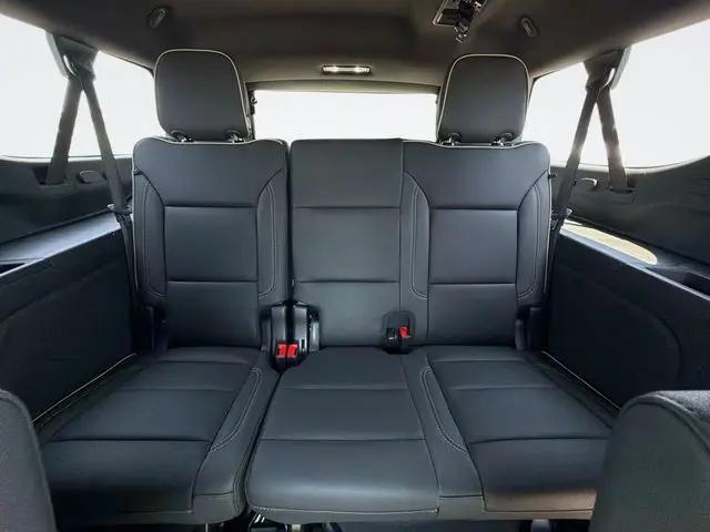 2026 Chevrolet Suburban Premier, 4WD