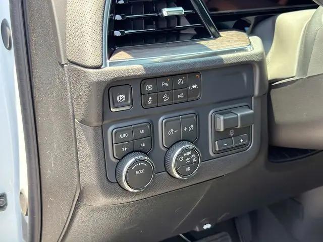 2026 Chevrolet Suburban Premier, 4WD