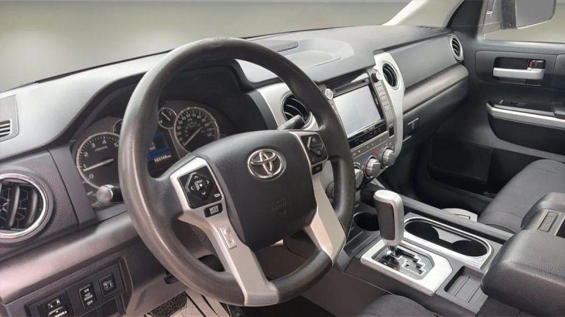 2014 Toyota Tundra SR5 5.7L V8