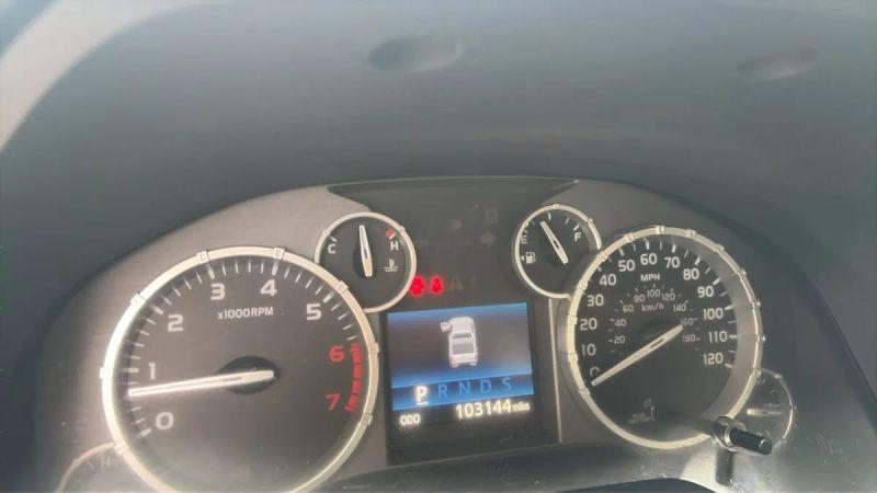 2014 Toyota Tundra SR5 5.7L V8