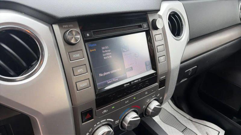 2014 Toyota Tundra SR5 5.7L V8