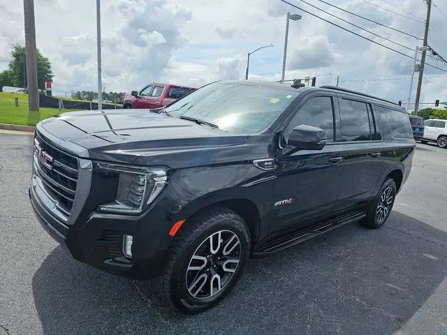 2023 GMC Yukon XL 4WD AT4