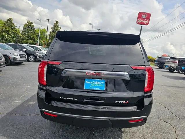 2023 GMC Yukon XL 4WD AT4