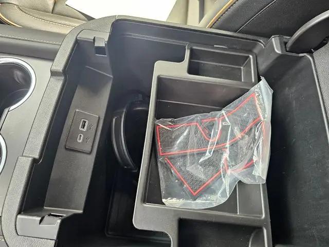 2023 GMC Yukon XL 4WD AT4