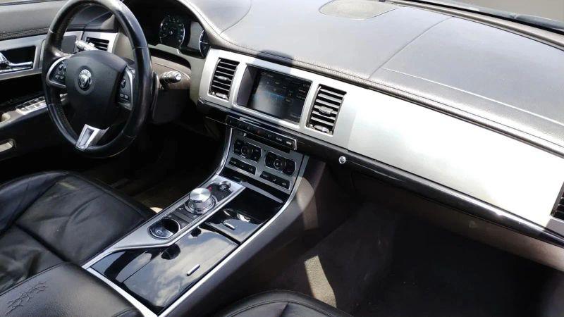 2015 Jaguar XF 3.0 Sport