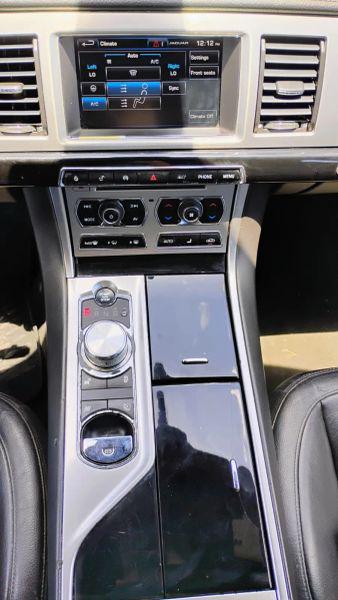 2015 Jaguar XF 3.0 Sport