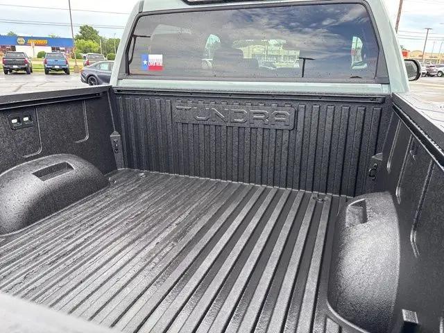 2026 Toyota Tundra SR5 CrewMax 5.5' Bed