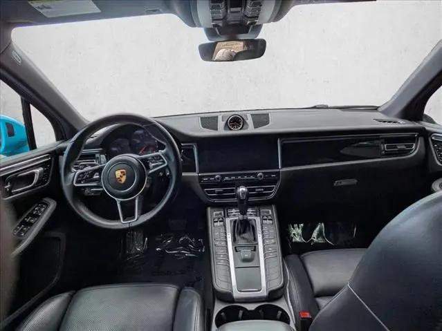 2020 Porsche Macan Macan