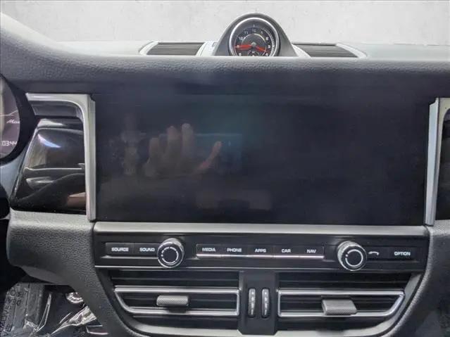 2020 Porsche Macan Macan