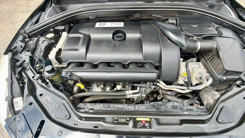 2012 Volvo XC60 T6 Platinum