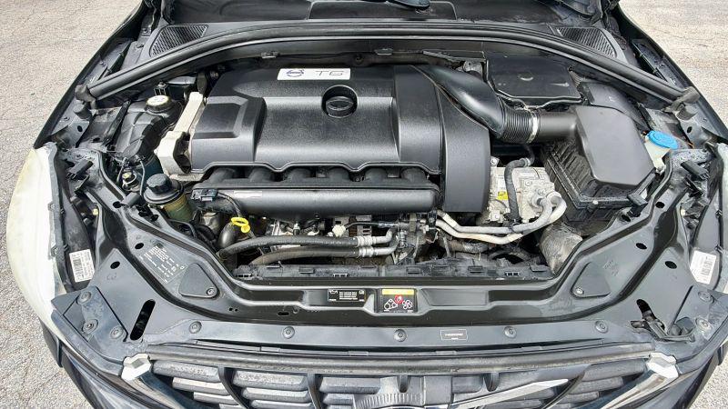 2012 Volvo XC60 T6 Platinum