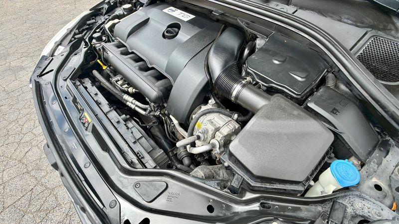 2012 Volvo XC60 T6 Platinum