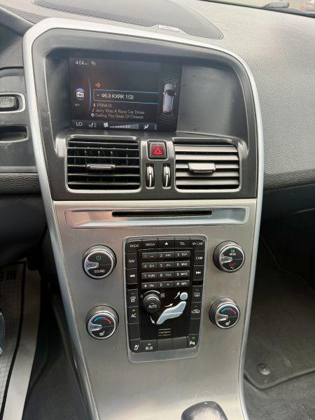 2012 Volvo XC60 T6 Platinum