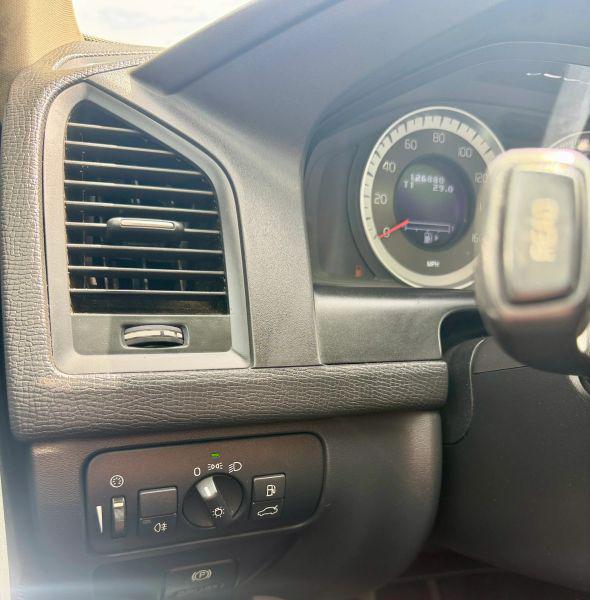 2012 Volvo XC60 T6 Platinum