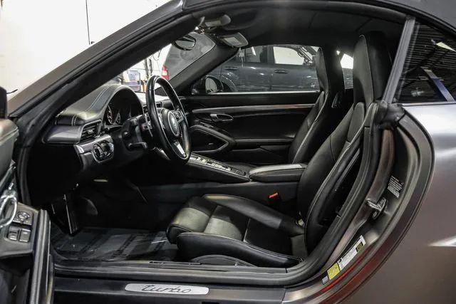 2017 Porsche 911 Turbo