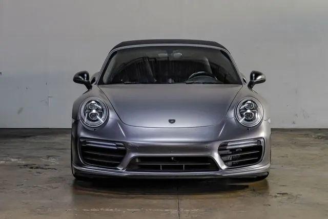 2017 Porsche 911 Turbo
