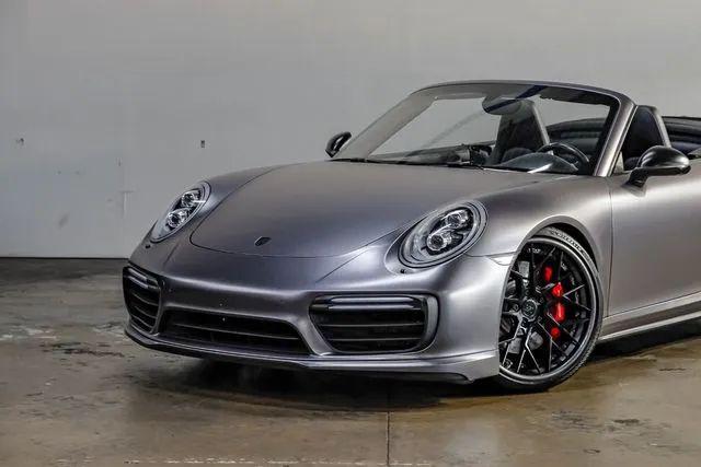 2017 Porsche 911 Turbo