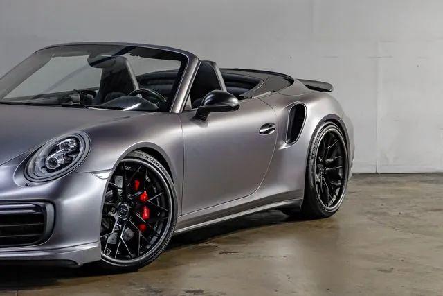 2017 Porsche 911 Turbo