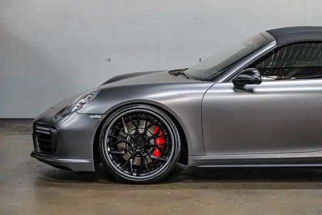 2017 Porsche 911 Turbo