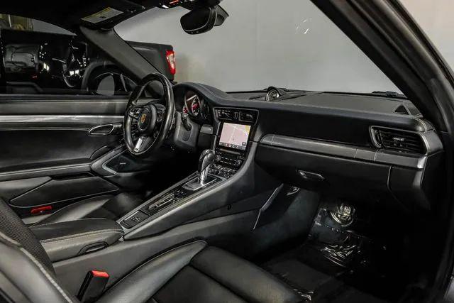 2017 Porsche 911 Turbo