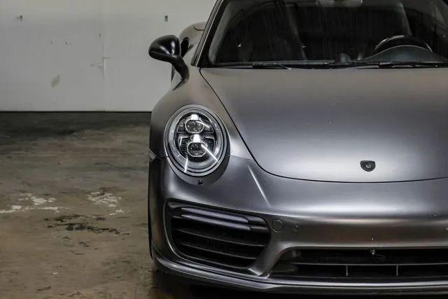 2017 Porsche 911 Turbo