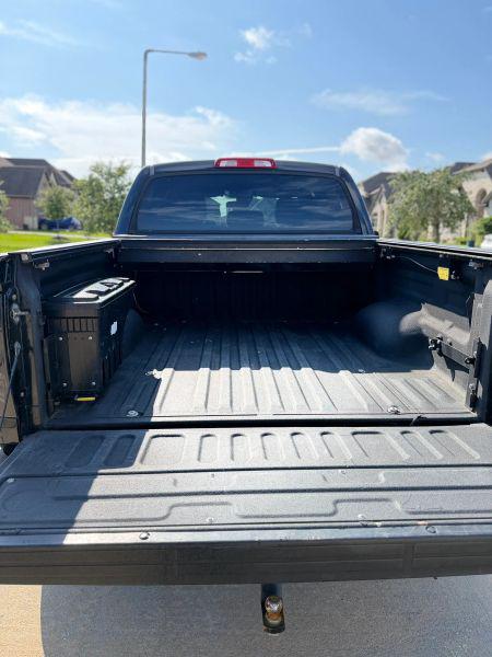 2018 Toyota Tundra SR5 5.7L V8