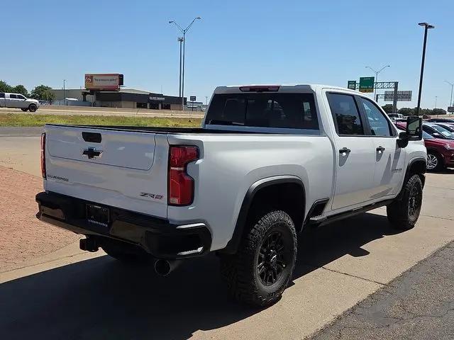2026 Chevrolet Silverado 2500HD Crew Cab, Standard Bed, XR2, 4WD